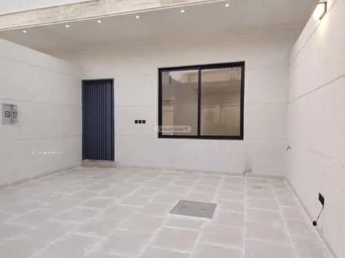 فيلا 264 متر مربع شرقية على شارع 20م عكاظ، جنوب الرياض، الرياض