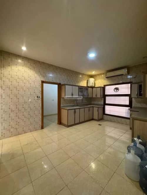 Floor 447 SQM with 5 Bedrooms Riyadh, Diriyah