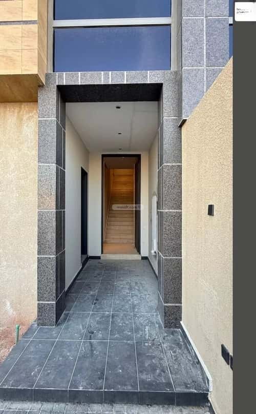 Floor 206 SQM with 4 Bedrooms Al-Malqa, North Riyadh, Riyadh