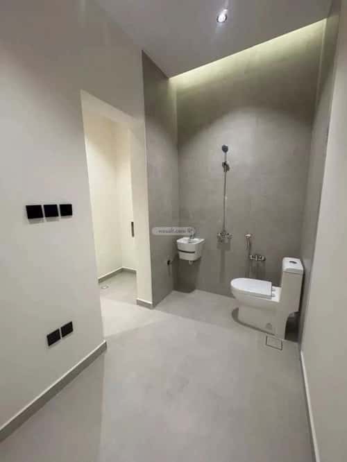 Floor 196 SQM with 5 Bedrooms Al-Quds, East Riyadh, Riyadh