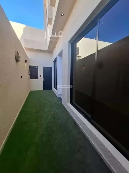 دور 187 متر مربع ب 3 غرف الورود، المزاحمية