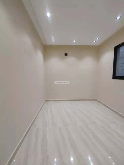 فيلا 297 متر مربع شمالية على شارع 15م العريجاء الغربي، غرب الرياض، الرياض