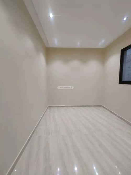 فيلا 297 متر مربع شمالية على شارع 15م العريجاء الغربي، غرب الرياض، الرياض