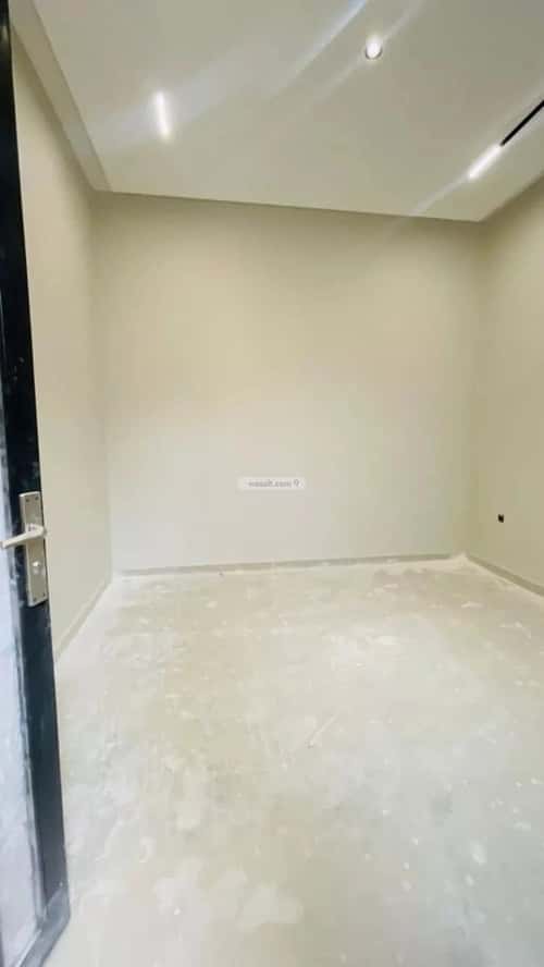 فيلا 336 متر مربع شرقية على شارع 20م الحزم، غرب الرياض، الرياض