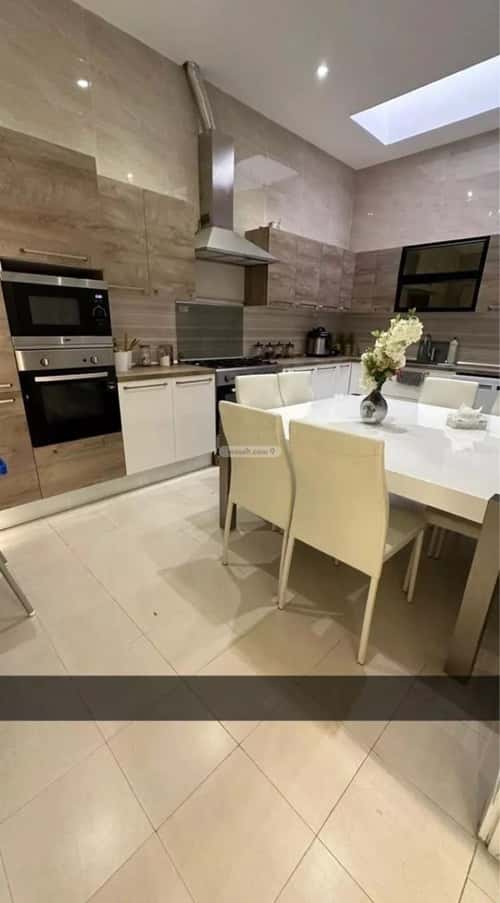 Villa 200 SQM Facing East with 5 Bedrooms Al-Malqa, North Riyadh, Riyadh