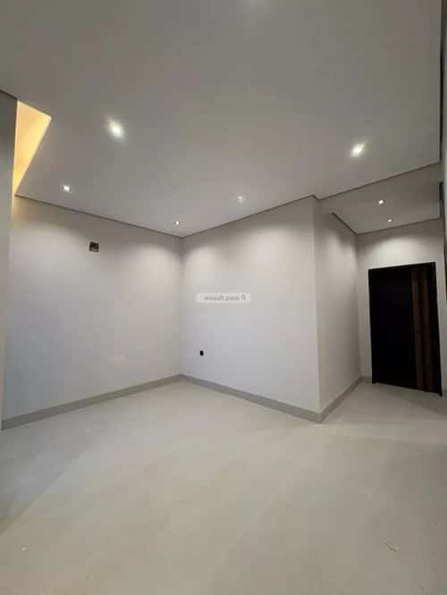 5 bedroom villa in Al Mahdiyyah