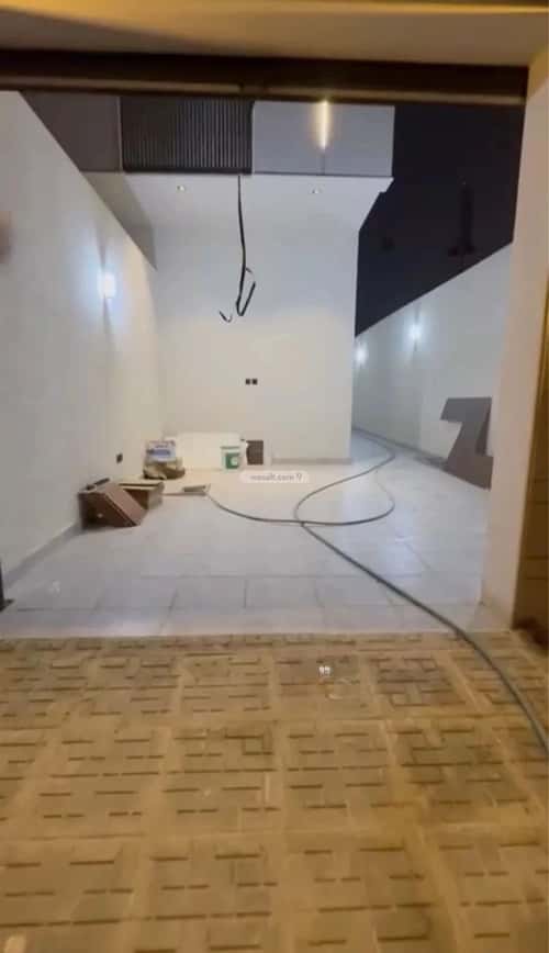 فيلا 242 متر مربع غربية على شارع 15م طويق، غرب الرياض، الرياض