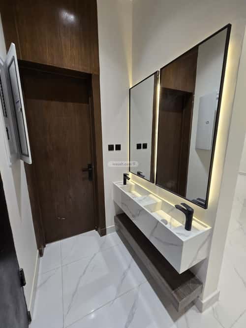 Floor 161 SQM with 5 Bedrooms Al Marjan, East Riyadh, Riyadh