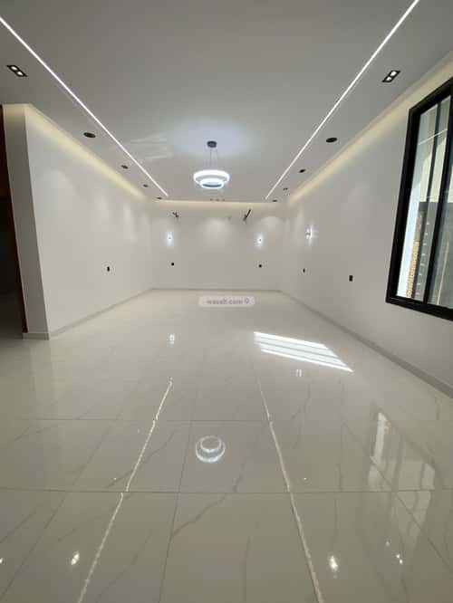 Floor 178 SQM with 5 Bedrooms Dahiat Namar, West Riyadh, Riyadh