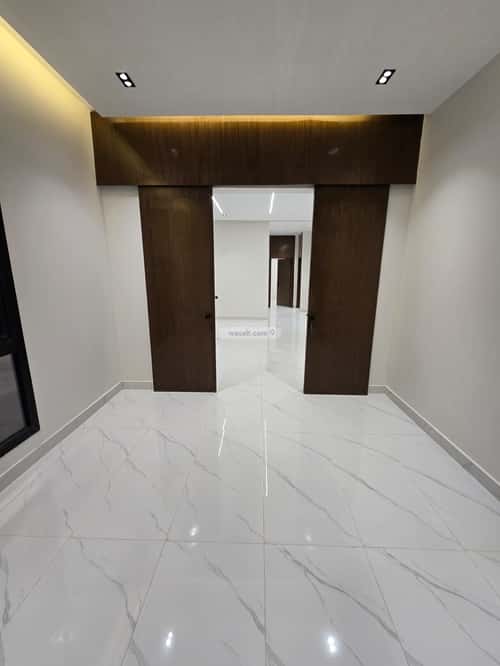 Floor 192 SQM with 5 Bedrooms Al Marjan, East Riyadh, Riyadh