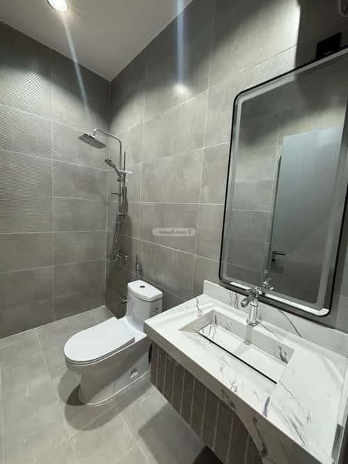 شقة 222 متر مربع ب 6 غرف النور، خميس مشيط