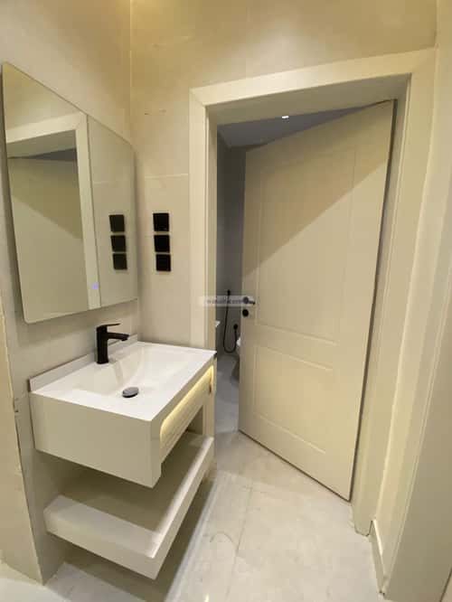 Villa 300 SQM with 2 Apartments Facing East Alrashdia, Makkah Al Mukarramah