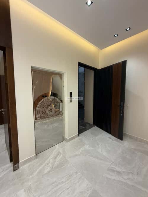 Floor 317 SQM with 6 Bedrooms Al Rawabi, Abha