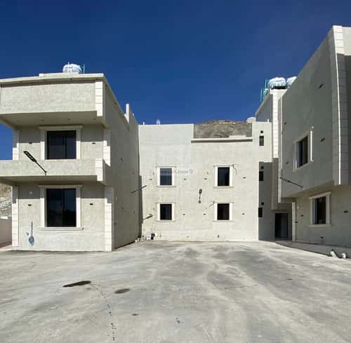 Apartment with 4 Bedrooms Al Akhbar, Alttayif