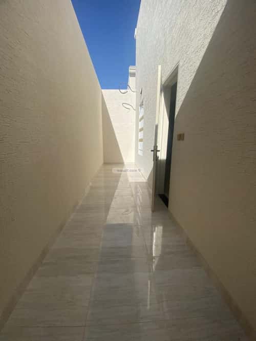 Villa 360 SQM with 3 Apartments Al Rahab, Alttayif