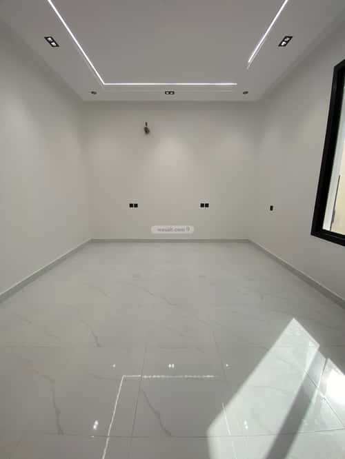 Villa 300 SQM with 2 Apartments Facing East Al Fath, Aljumum