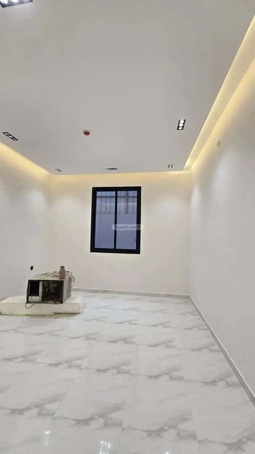 شقة 102 متر مربع ب 3 غرف الزهرة، غرب الرياض، الرياض