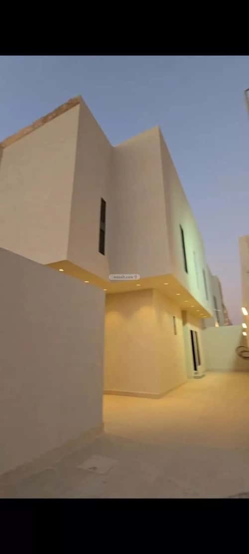 Villa 306 SQM Facing South on 15m Width Street Dahiat Namar, West Riyadh, Riyadh