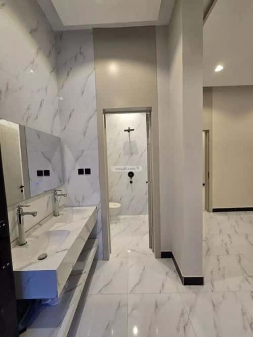 فيلا 330 متر مربع شمالية على شارع 20م ظهرة لبن، غرب الرياض، الرياض