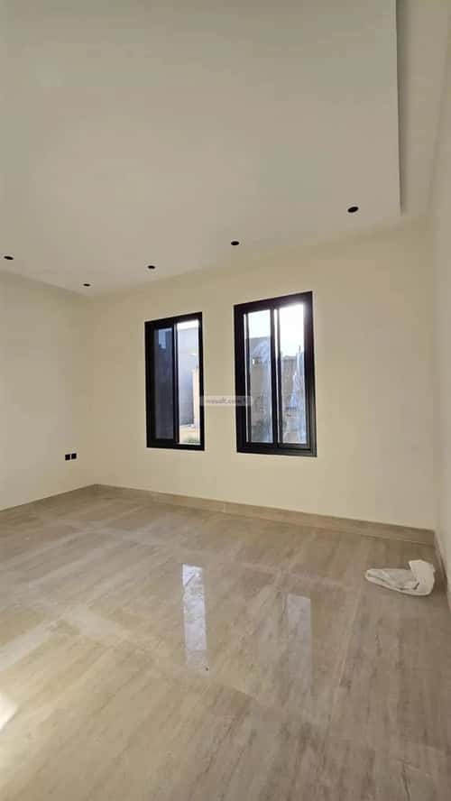 3 bedroom floor in Al Awali