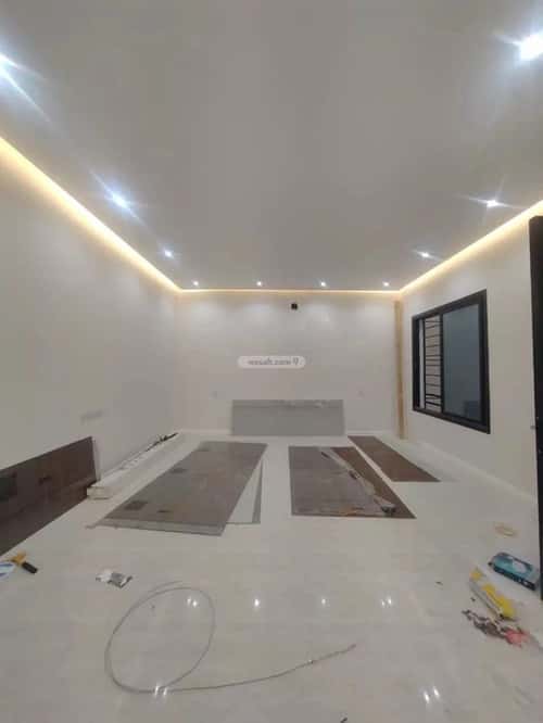 فيلا 200 متر مربع شرقية على شارع 15م السويدي، غرب الرياض، الرياض