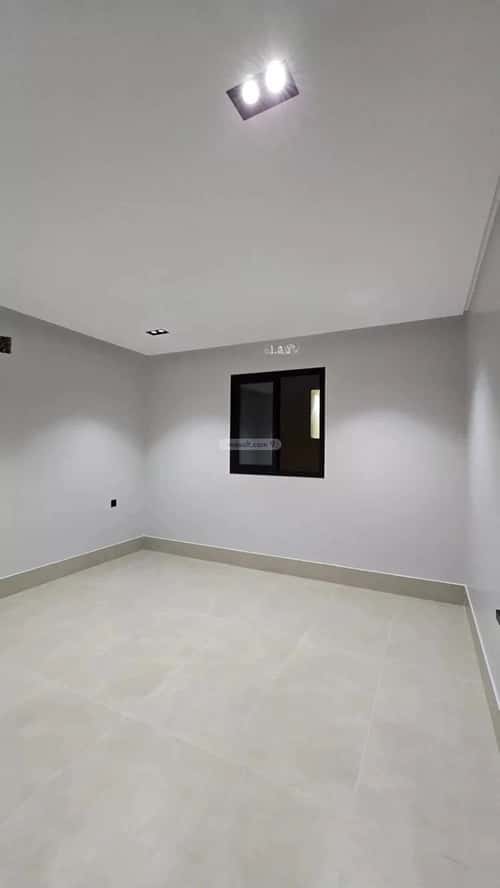 فيلا 200 متر مربع جنوبية على شارع 15م العريجاء الغربي، غرب الرياض، الرياض