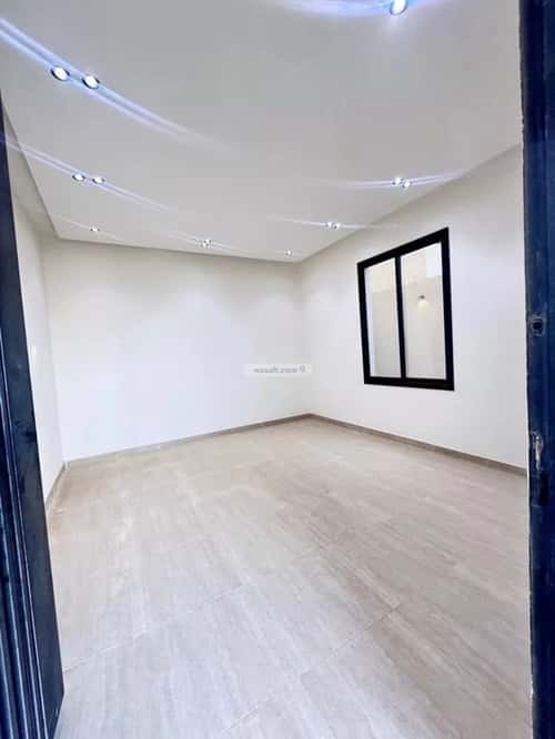 فيلا 300 متر مربع شرقية على شارع 20م ضاحية نمار، غرب الرياض، الرياض