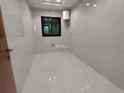 5 bedroom floor in Tuwaiq