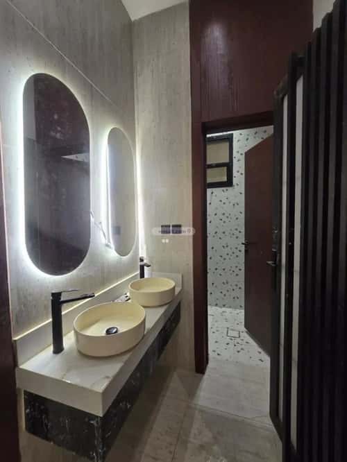 فيلا 7 غرف في طويق