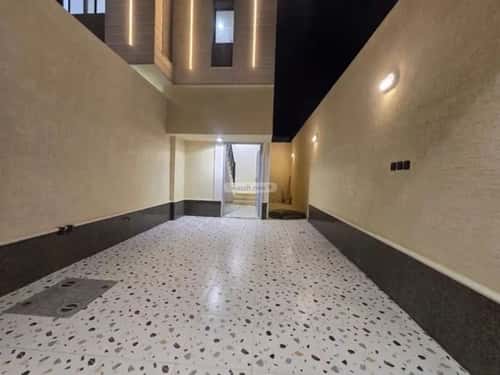 Floor 192 SQM with 8 Bedrooms Okaz, South Riyadh, Riyadh