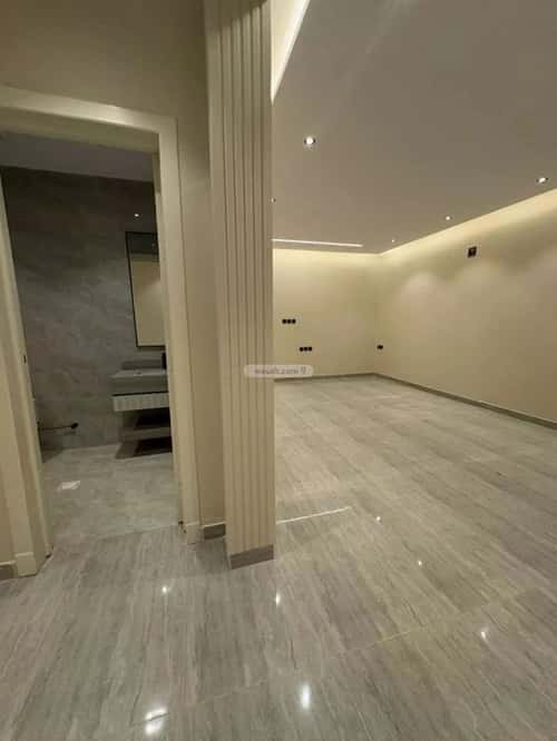 فيلا 200 متر مربع شرقية على شارع 15م العريجاء الغربي، غرب الرياض، الرياض