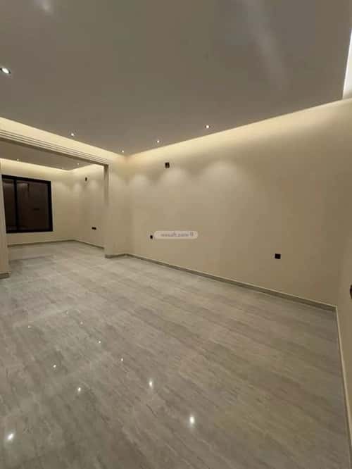 فيلا 200 متر مربع شرقية على شارع 15م العريجاء الغربي، غرب الرياض، الرياض