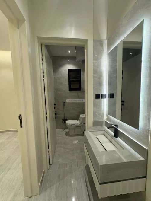 فيلا 200 متر مربع شرقية على شارع 15م العريجاء الغربي، غرب الرياض، الرياض