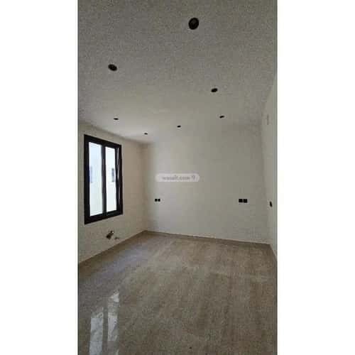 3 bedroom floor in Al Awali