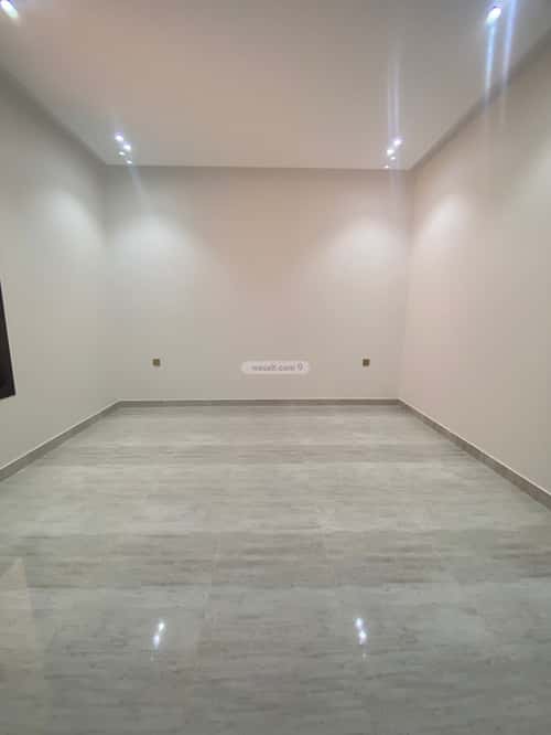 فيلا 360 متر مربع شرقية على شارع 15م الرحاب، الطائف