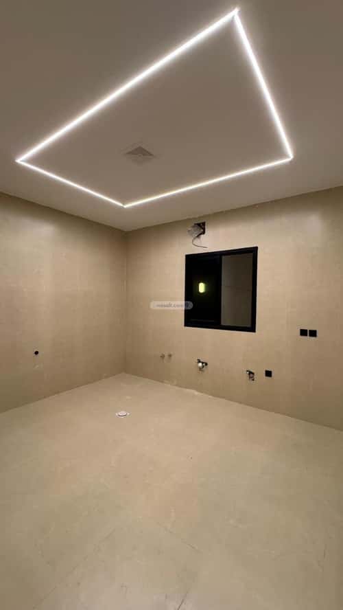 فيلا 345 متر مربع شمالية على شارع 35م الأمواج، الخبر