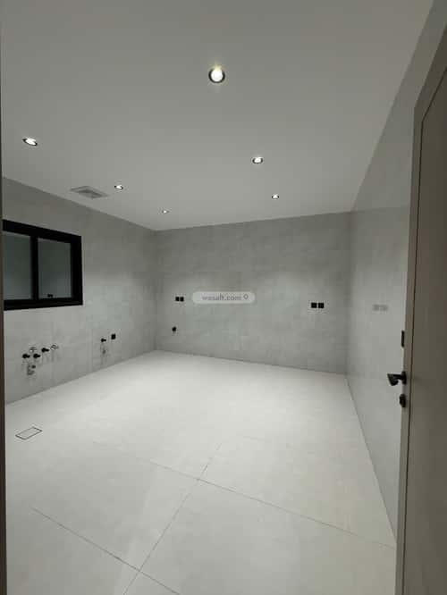 6 bedroom villa in Al Amwaj