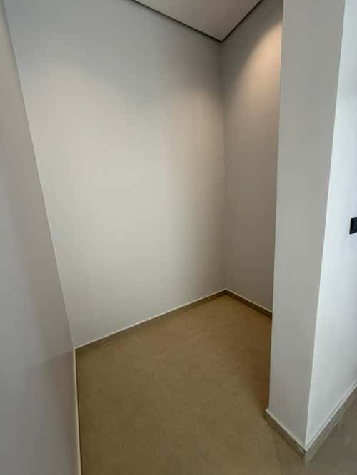 5 bedroom villa in Al Mahdiyyah