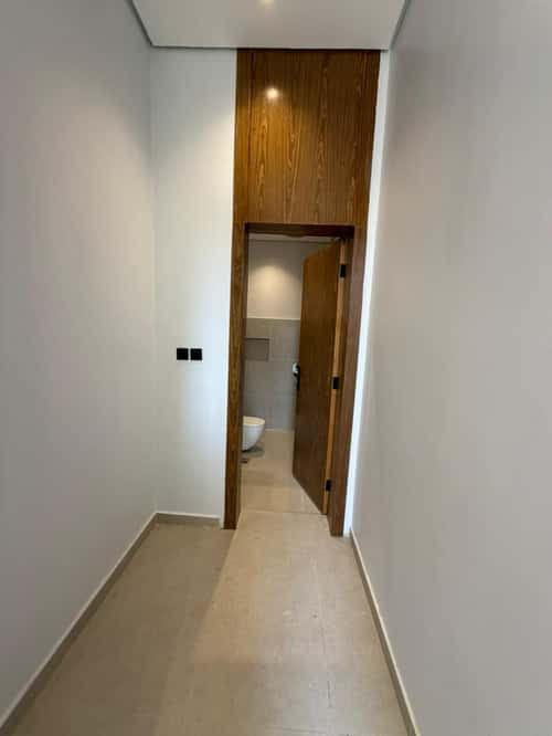 5 bedroom villa in Al Mahdiyyah