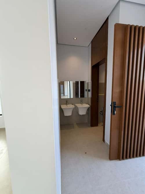 فيلا 354 متر مربع شمالية على شارع 20م المهدية، غرب الرياض، الرياض