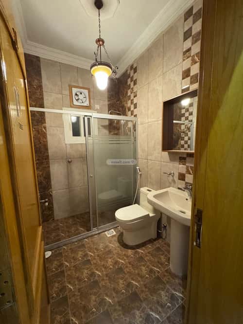 فيلا 7 غرف في المروة