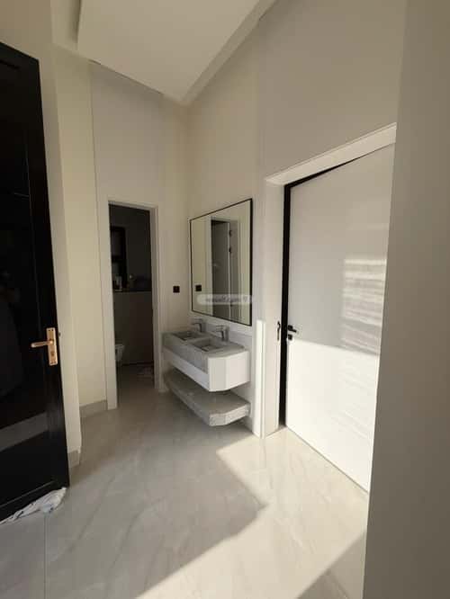 5 bedroom villa in Al Mahdiyyah