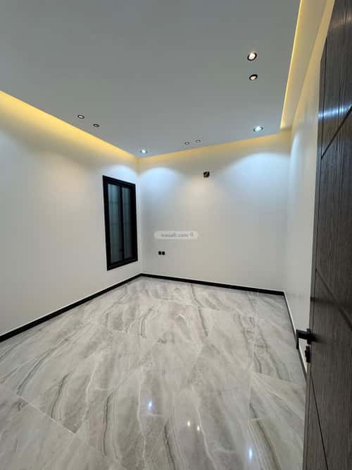 فيلا 270 متر مربع مع شقة واجهة شمالية الجنادرية، شرق الرياض، الرياض