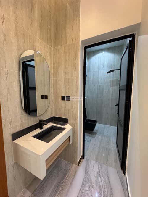 Villa 270 SQM with 1 Apartment Facing North Al-Janadriyah, East Riyadh, Riyadh