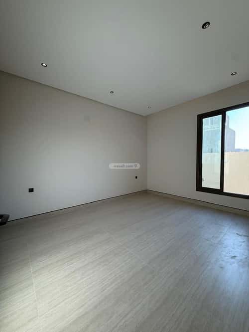 فيلا 638 متر مربع شرقية على شارع 12م المهدية، غرب الرياض، الرياض