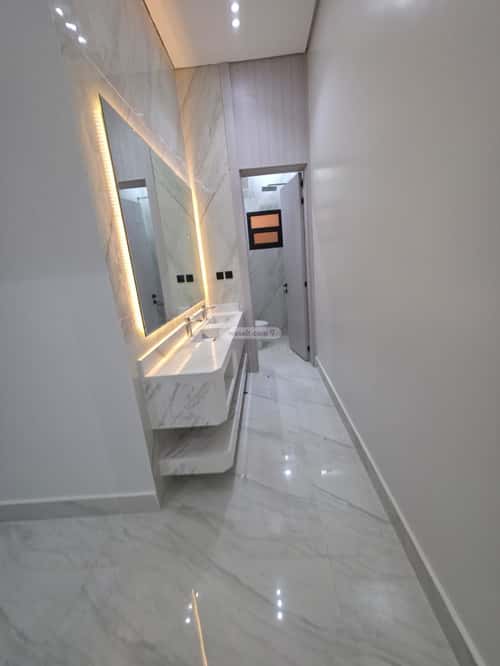 Floor 348 SQM with 5 Bedrooms An-Nadheem, East Riyadh, Riyadh