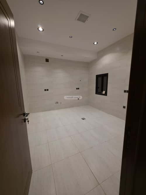 Floor 211 SQM with 5 Bedrooms An-Nadheem, East Riyadh, Riyadh