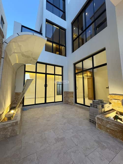 5 bedroom villa in Al Mahdiyyah