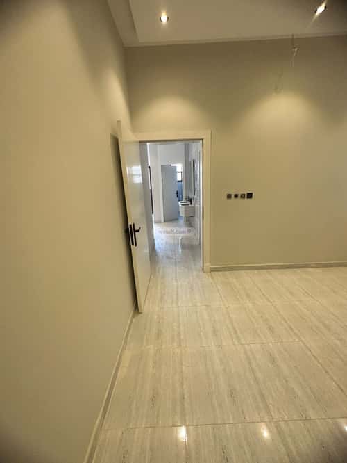 فيلا 307 متر مربع واجهة شمالية ب 4 غرف بدر، جنوب الرياض، الرياض