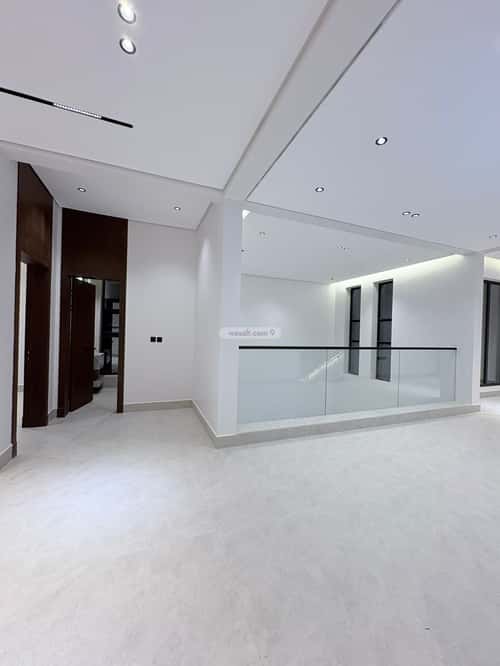 Villa 450 SQM Facing South on 20m Width Street Al-Mahdiyah, West Riyadh, Riyadh